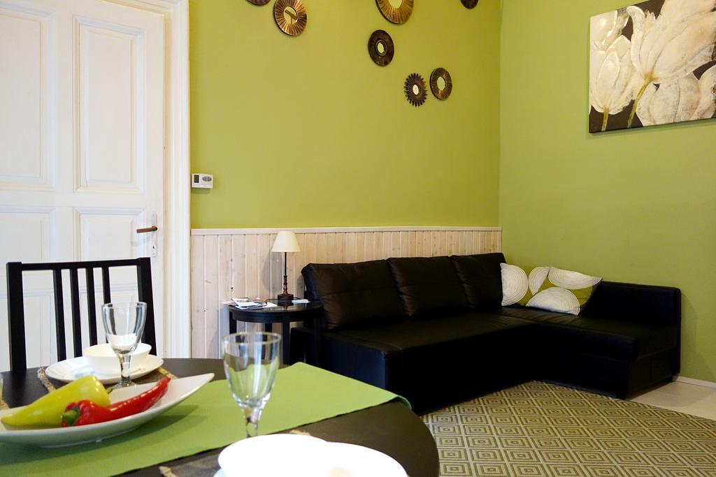 Vivid Rozsa Apartment Budapeste Exterior foto